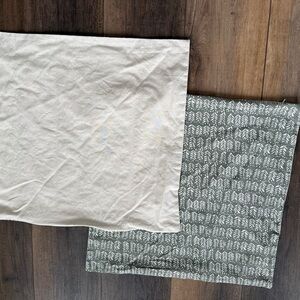 Cream & green Pillow covers 23” x 23” linen look fill yourself hidden zipper new